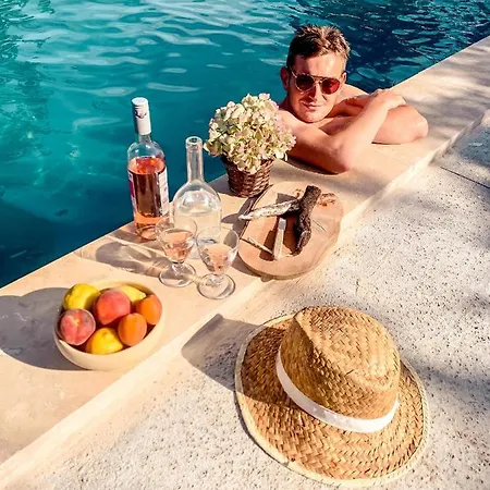 펜션 La Grange De Verseilles *