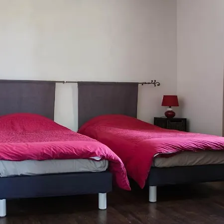 La Grange De Verseilles בית נופש *